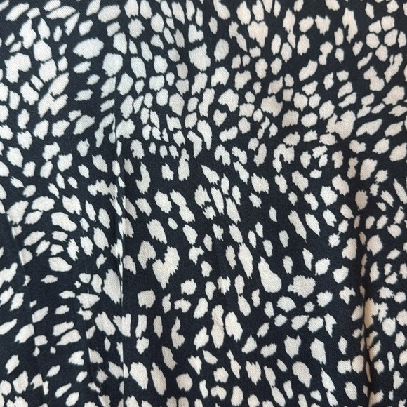 Saltwater Luxe Women’s Crop Keyhole Front Blouse Indigo and White Size Small - Picture 11 of 13